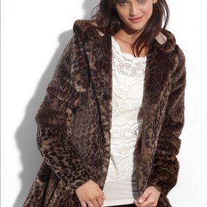 Free People “All About Town” Faux Fur Leopard Coat